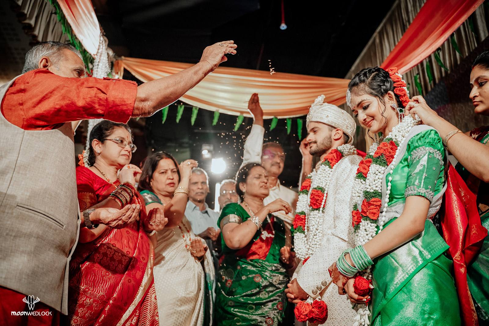 best-kannada-wedding-photographers-in-benguluru-moonwedlock (40)