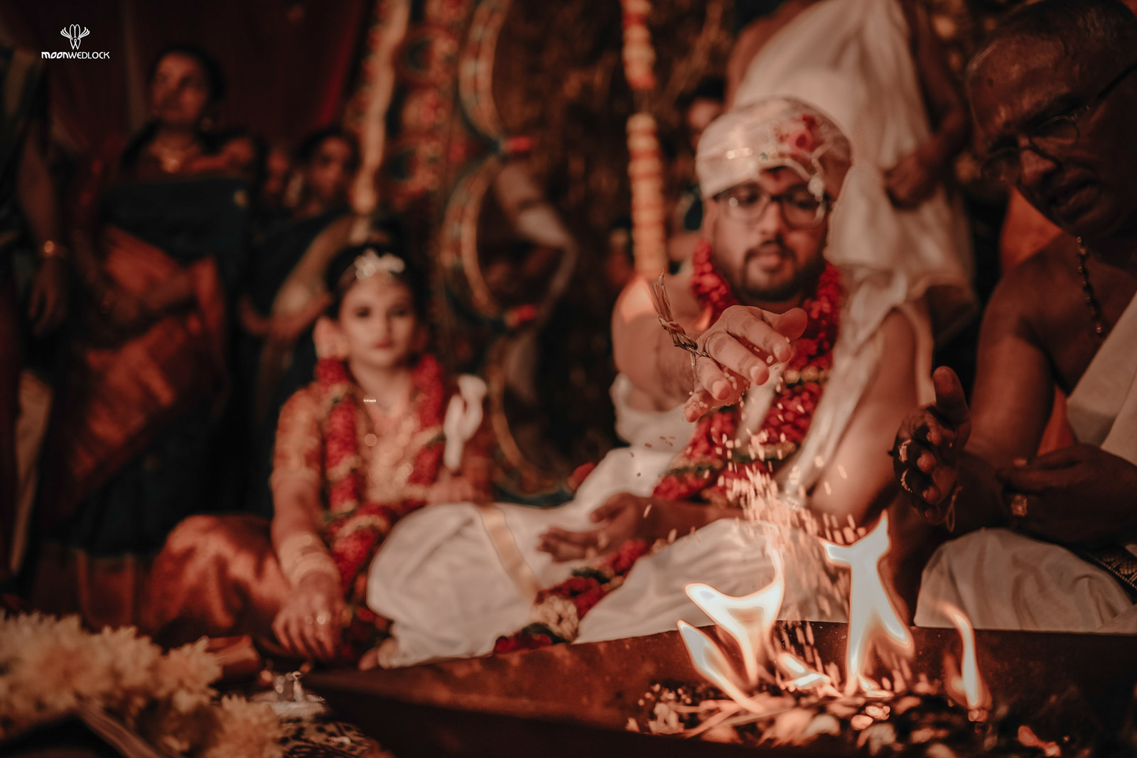 kannada-wedding-photographers-in-bangalore-moonwedlock (31)